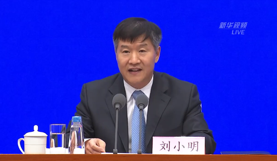 交通运输部副部长刘小明介绍,从全国高速公路网实际监测的流量看,2月9