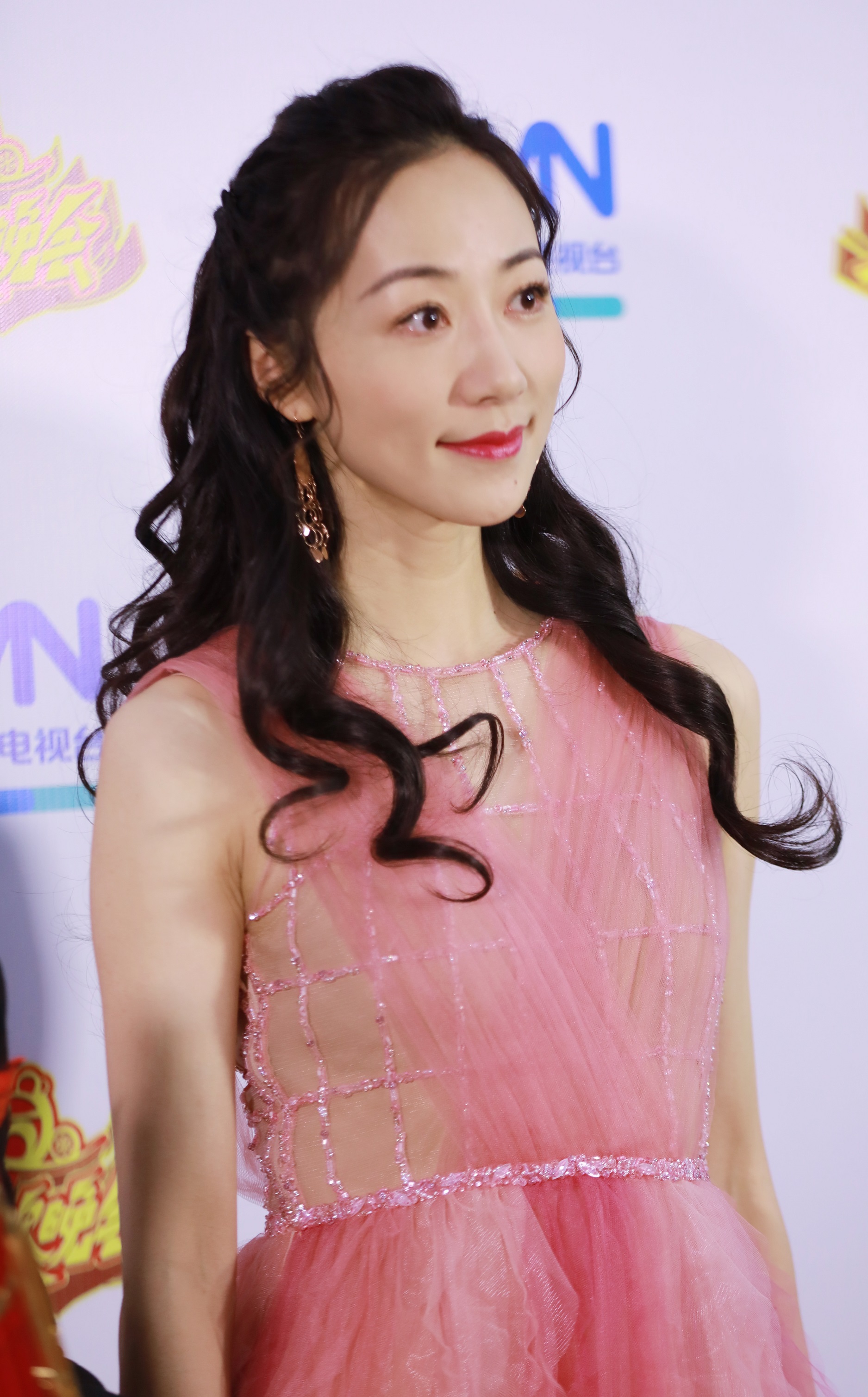 原创韩雪的百变穿搭真正的冻龄女神造型时尚尽显魅力