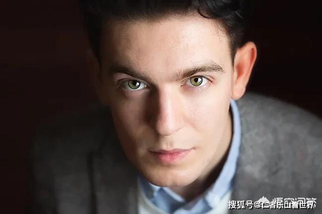 人像特写怎样拍才显得有视觉冲击力