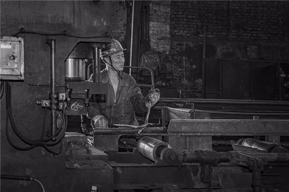 【工业影像】聂文礼:那个年代 —— 三线老工厂的人文情怀