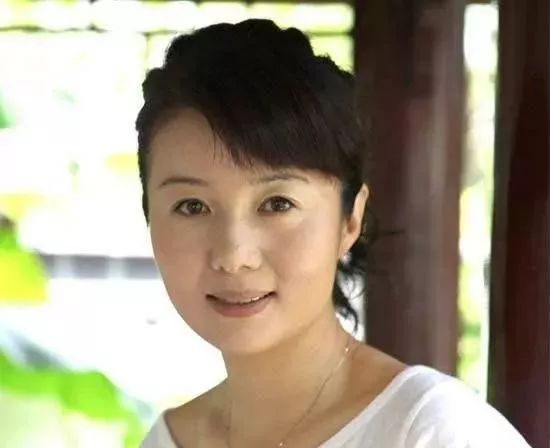 杜志国的三妻一子:老婆个个赛西施,儿子杜淳烂情史._杨丽