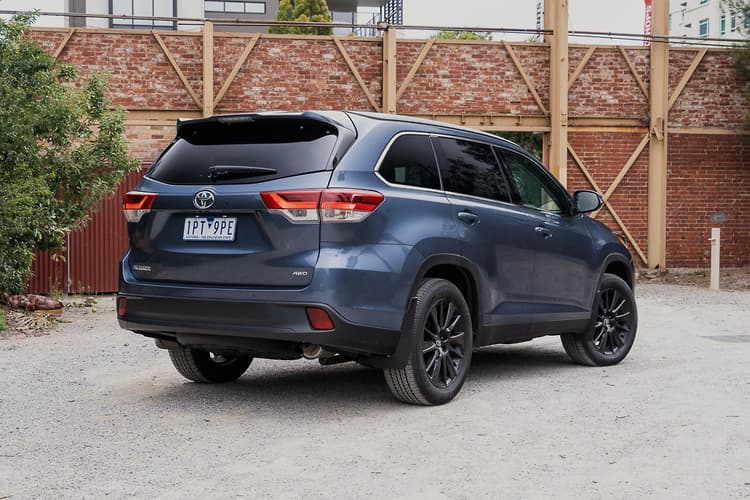 35升v6仍显不足四驱丰田klugerblackedition