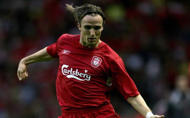 岑登年少成名的荷兰老一代边路妖刀职业生涯两度错失欧冠冠军