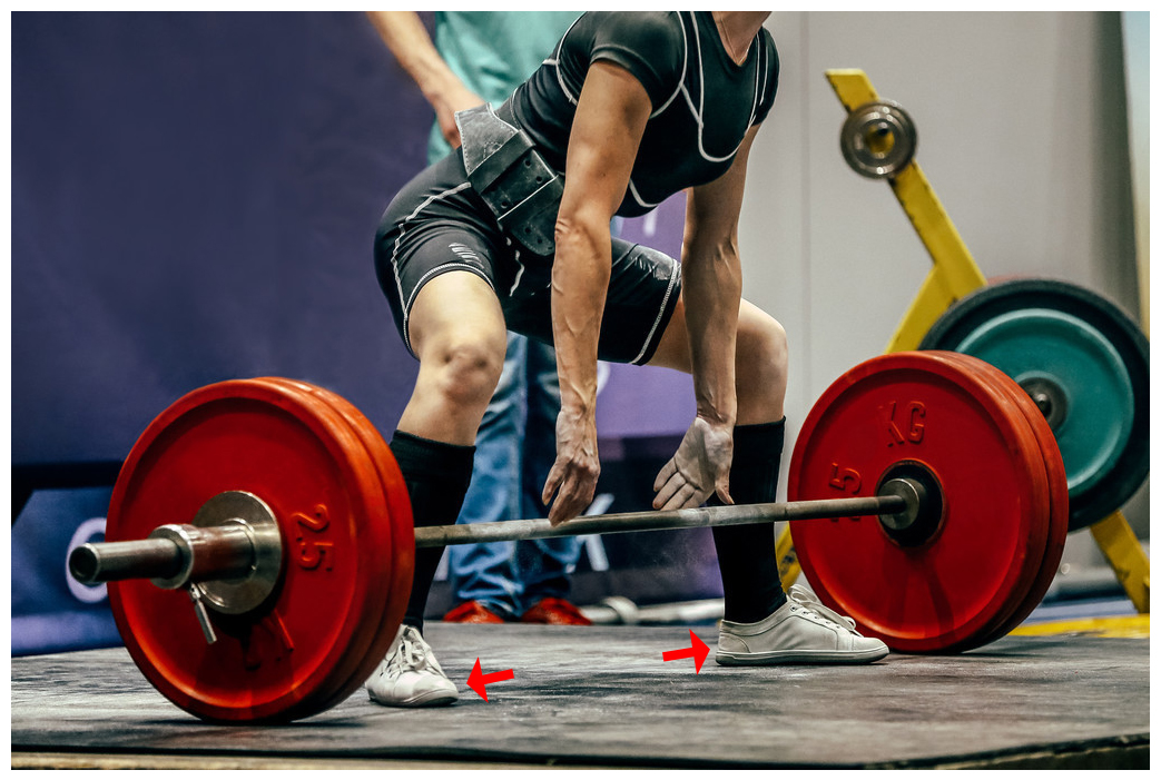 【健身训练】做好相扑硬拉标准动作,训练大腿肌肉,增加运动表现