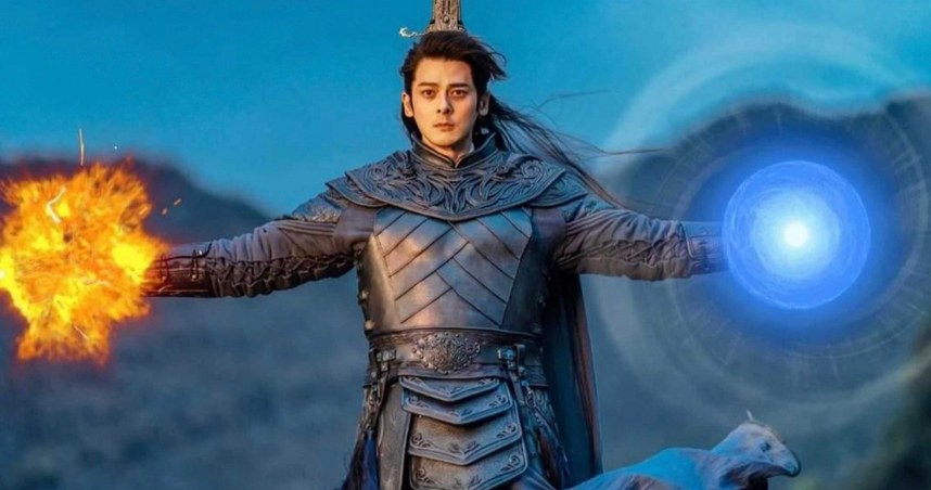 郭品超对戏迪丽热巴,坦言:心脏狂跳_高冠