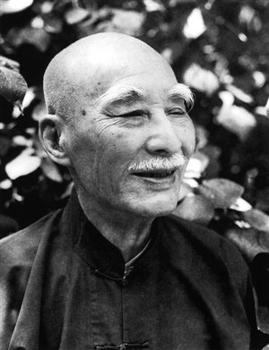 原创历史上的今天著名教育家叶圣陶逝世创作了中国第一部童话集