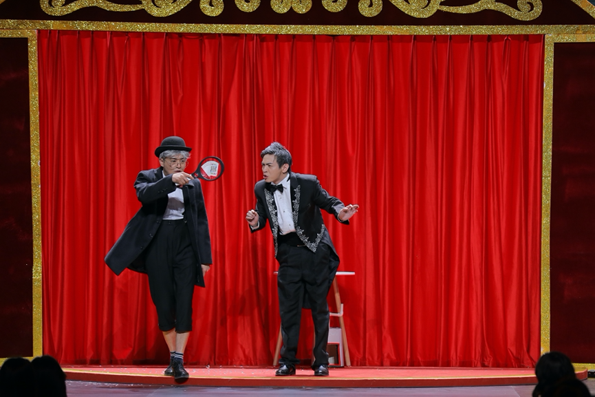 欢乐喜剧人6十强争夺激烈张霜剑叶逢春绽放默剧光彩