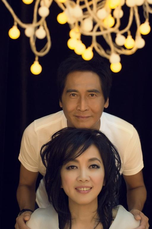 沧桑齐秦:走过与私生子被泪水浸透的恩怨岁月,父子情深_方美芳