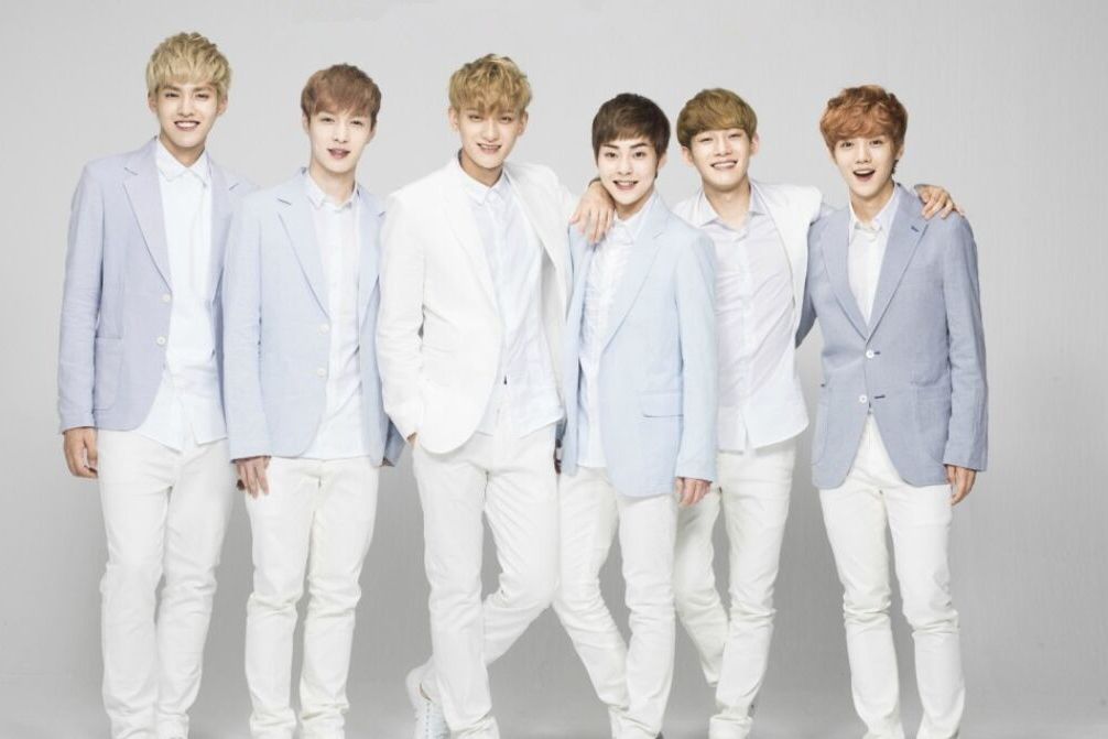EXO-M中四位中国成员回国五年，三位都变了，只有他是老样子_搜狐网