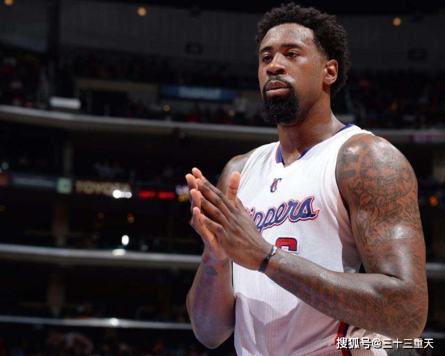 气质出众,身材不输卡戴珊,儿子竟是"白人"_alvarez