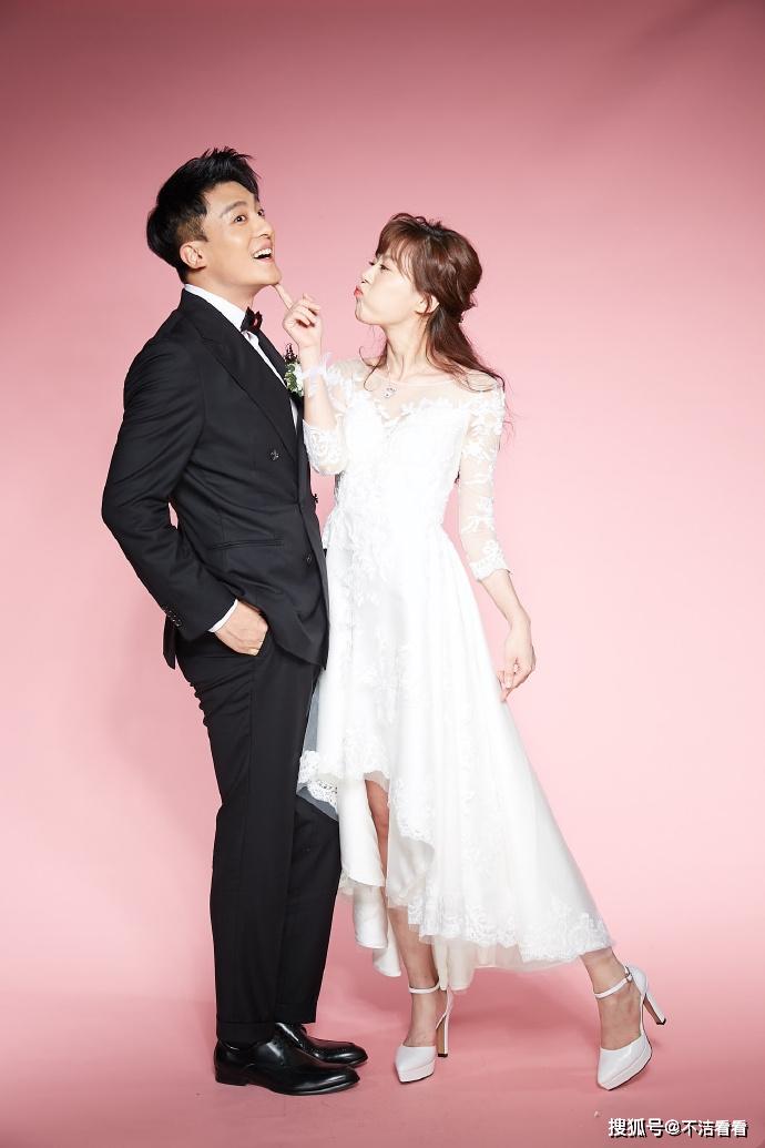 原创爱5情人节官方海报小贤一菲那张大部分情侣拍不了