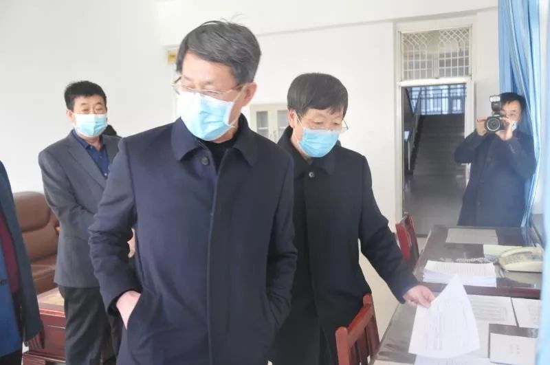 【名校资讯】怀仁市委书记一行调研指导我市一中疫情防控和开学准备
