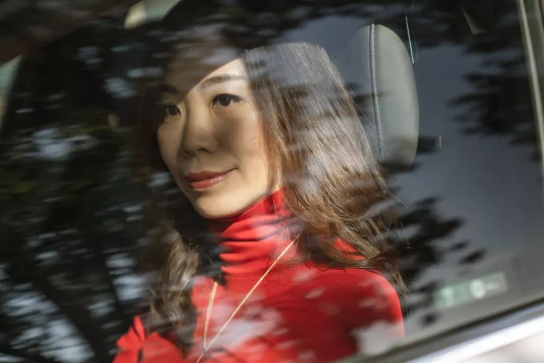 王璁:我觉得,作为一个女司机来讲,那个车机的操控界面有点偏男性化,可