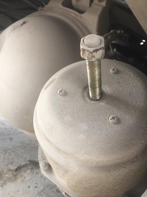 换刹车分泵皮碗小记