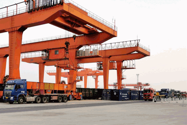 639_426gif 动态图 动图