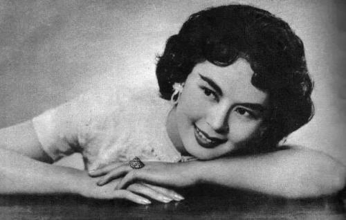 她是亚洲影后,父亲是民国政客,开煤气自杀后遗书让人啼笑皆非_林黛