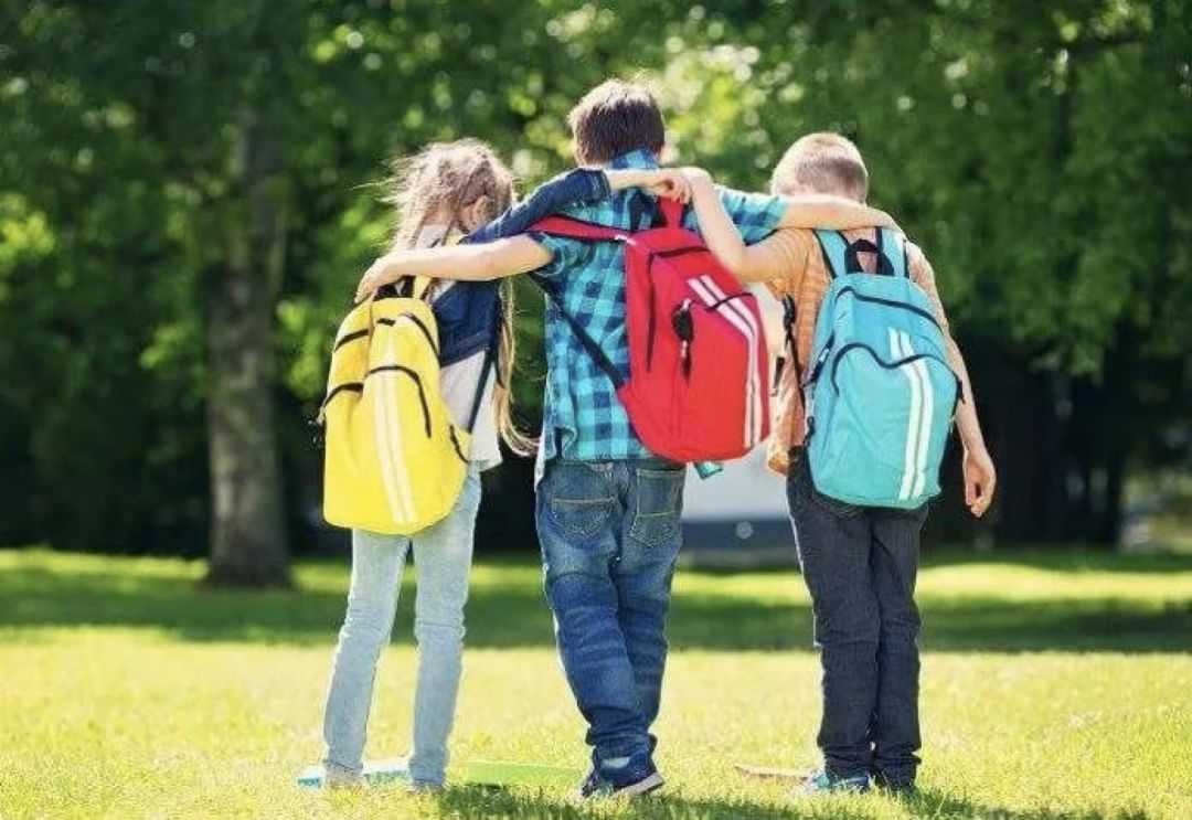 青春期孩子不好沟通?不!是你该换个视角了!_家长