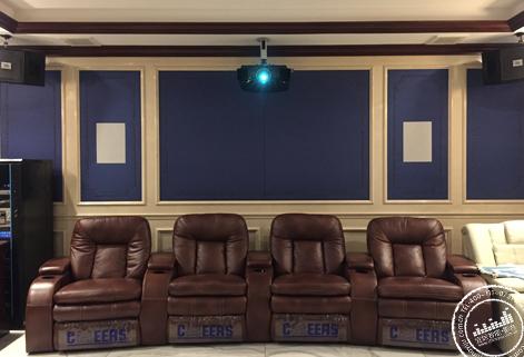 音频设备采用的是英国猛牌家庭影院音响.