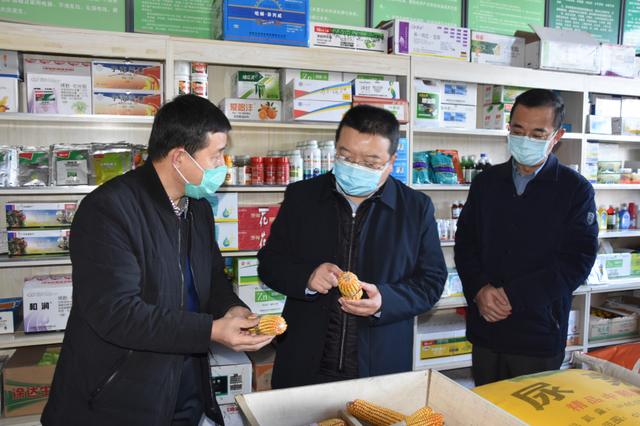 疫情防控不放松春耕复工齐准备介休市委书记张鹏开展调研