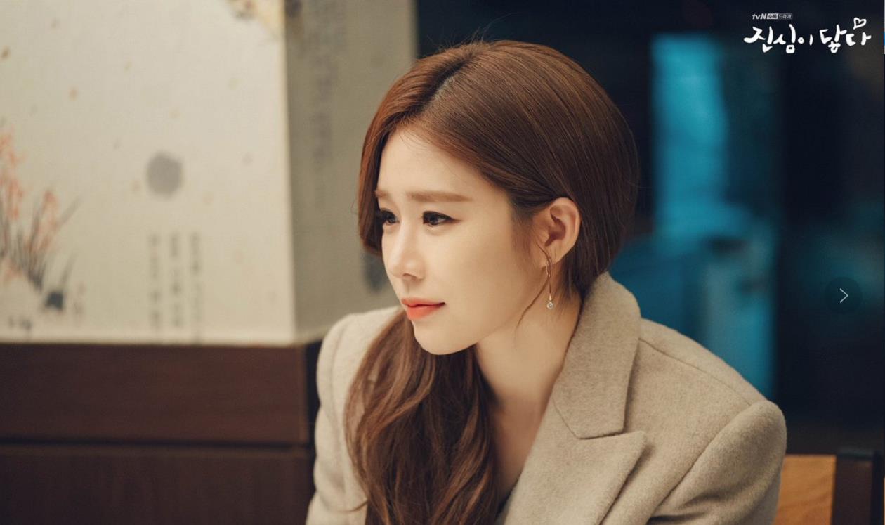 甜到粉丝催婚的《触及真心》,刘仁娜示范如何靠时尚美貌逆袭女一