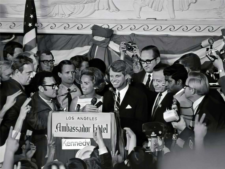 肯尼迪诅咒真的存在75年时间有11个死于非命两个遭暗杀