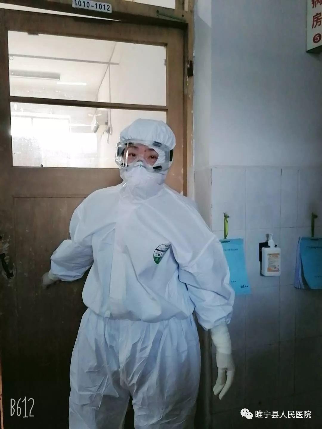 她曾抗击非典17年后她再次坚守抗疫一线