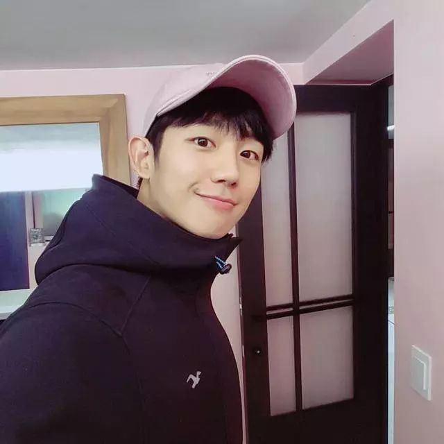 小奶狗丁海寅最全ins私照合辑快收藏