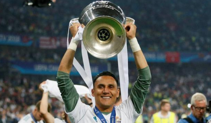 皇马三冠功臣如今一蹶不振,连丢三球还遭三流前锋爆锤_纳瓦斯