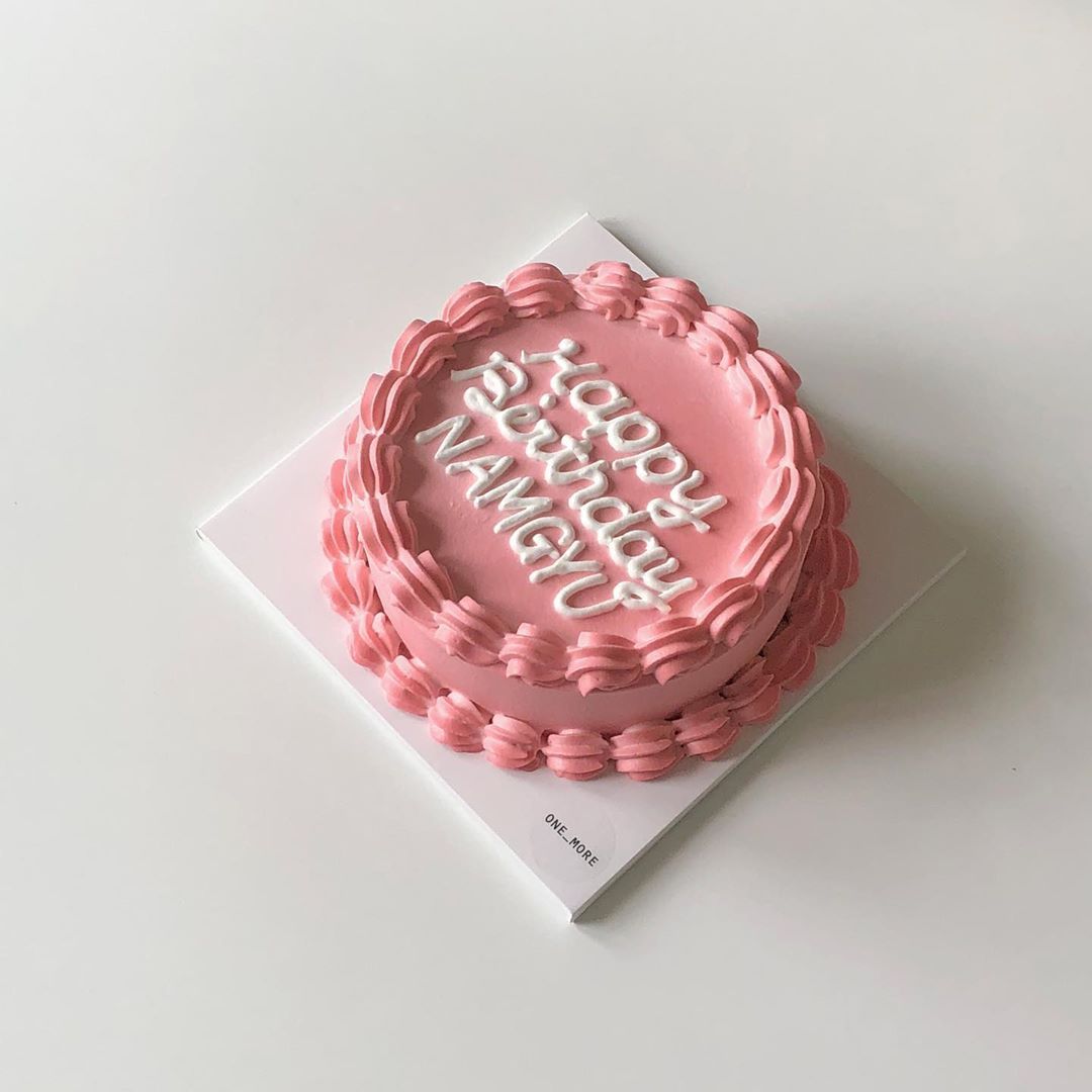 这些韩式简约裱花蛋糕简单的装饰却可以拨动人心