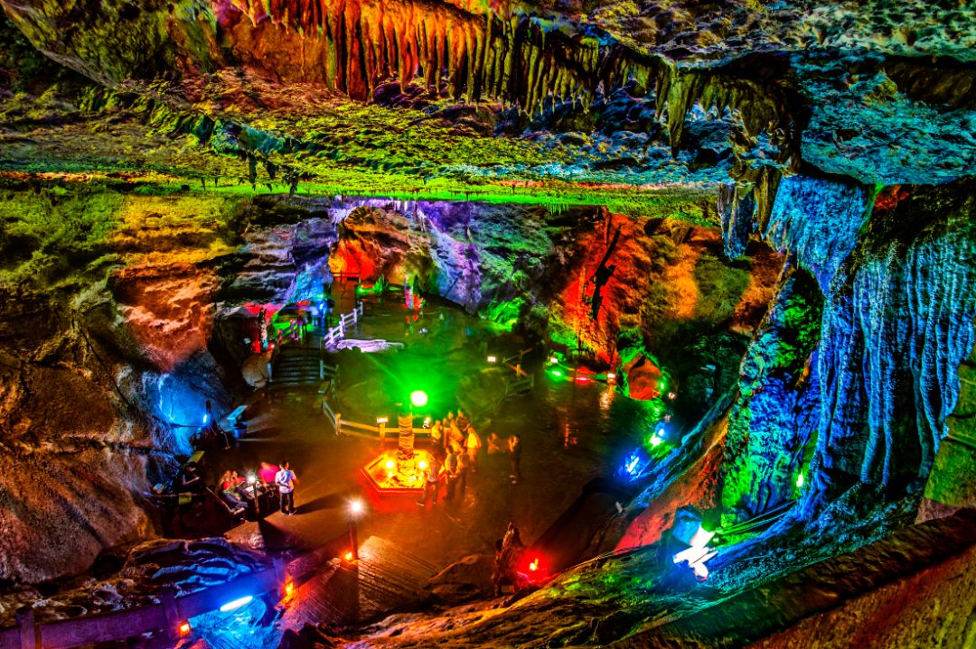 景区自恢复运营之日起,至2020年12月31日参与景区名单1,太极洞风景区2