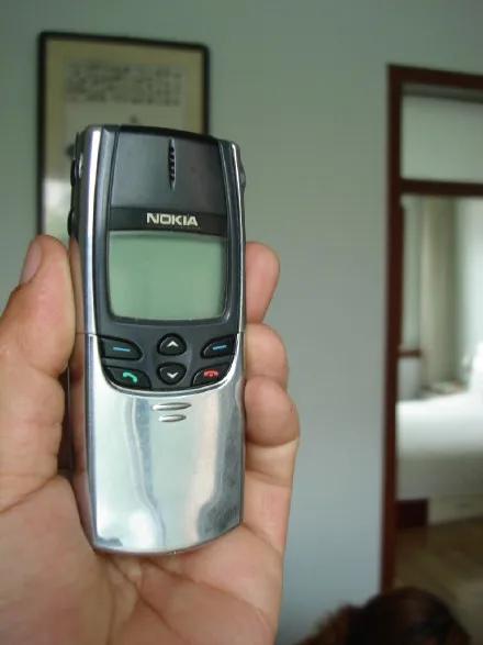 经典怀旧之诺基亚8810:唤醒上世纪末的记忆?