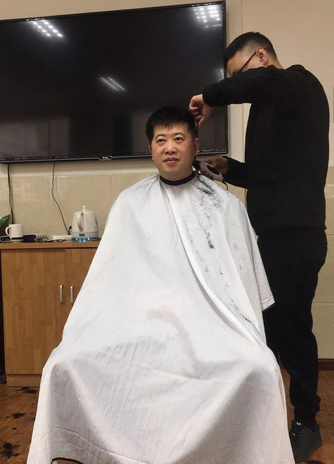 泸定抗疫一线那些被发型封印的颜值