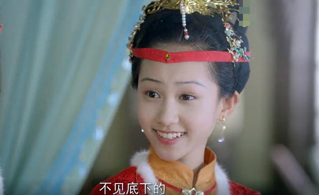 新版红楼梦悄然开播宝玉呆萌黛玉欠佳香菱太美酷似佟丽娅