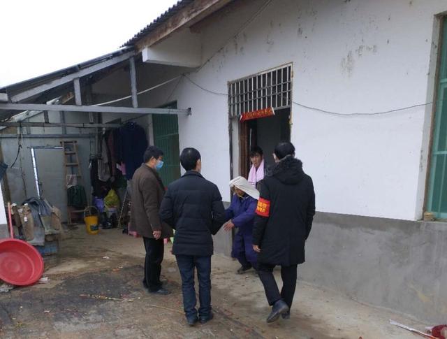 庐江县白山镇:"冷清"的葬礼,"温暖"的防疫