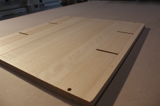 板式家具隐形件生产工艺设备拉米诺隐形件月压槽工艺如何开料加工