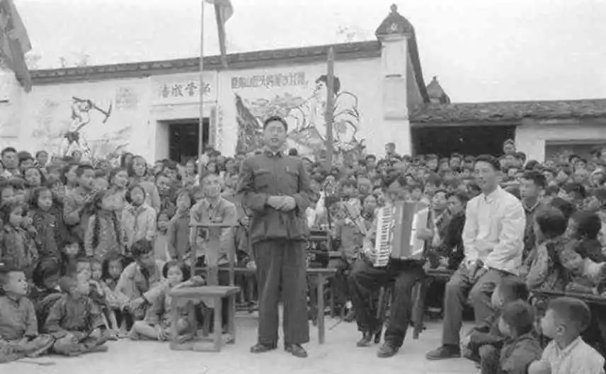 郑律成:用生命激情谱写传世经典