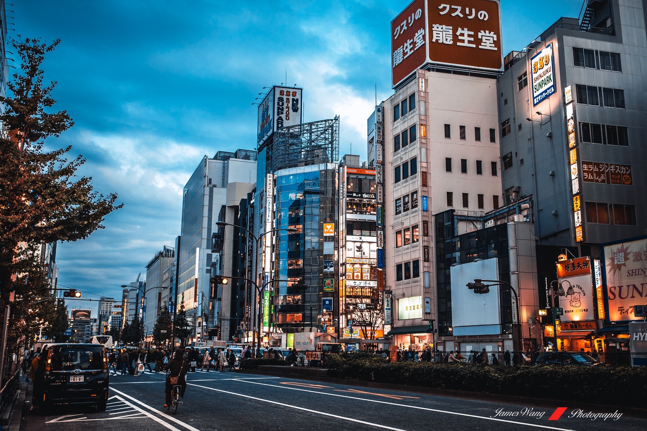 它是东京最著名的繁华商业区，是日本东京都内23个特别区之一-搜狐大视野-搜狐新闻