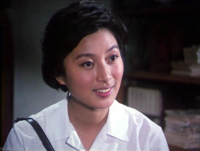 原创昔日美女陈以心王伟平老搭档婚后生活幸福如今近照曝光依然很美