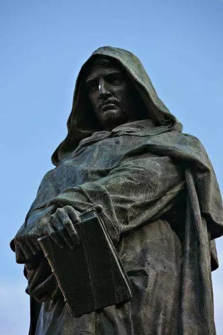 真理面前半步也不后退 | 420年前的今天,一个"异端"被投入烈火_布鲁诺