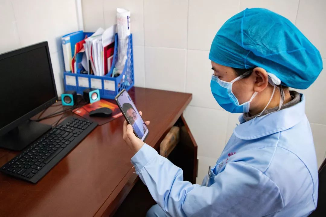 的优秀护士,朱玉时刻不忘"守护人民身体健康"的使命,自从疫情发生后