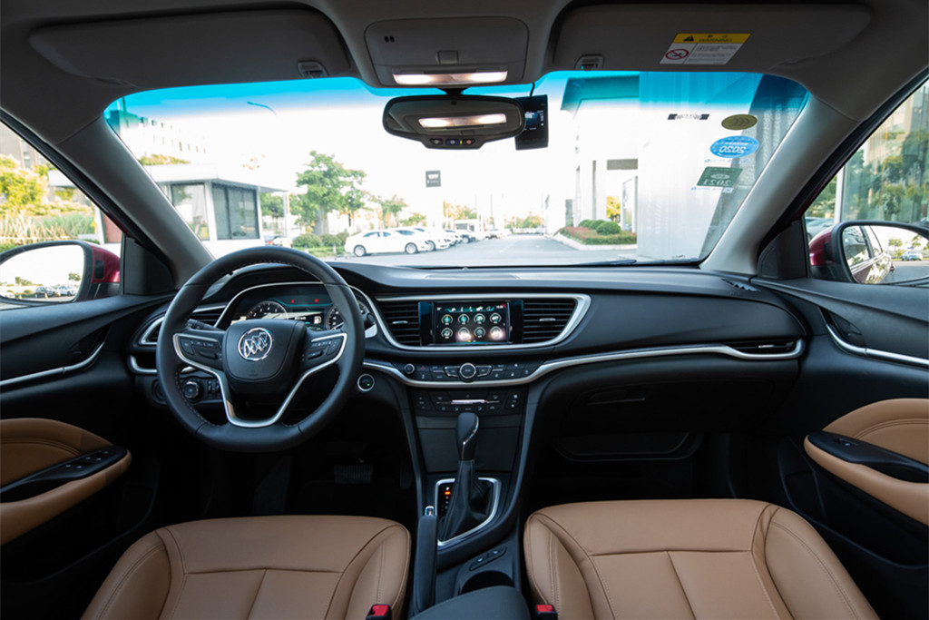 别克英朗已经跌到7万多了