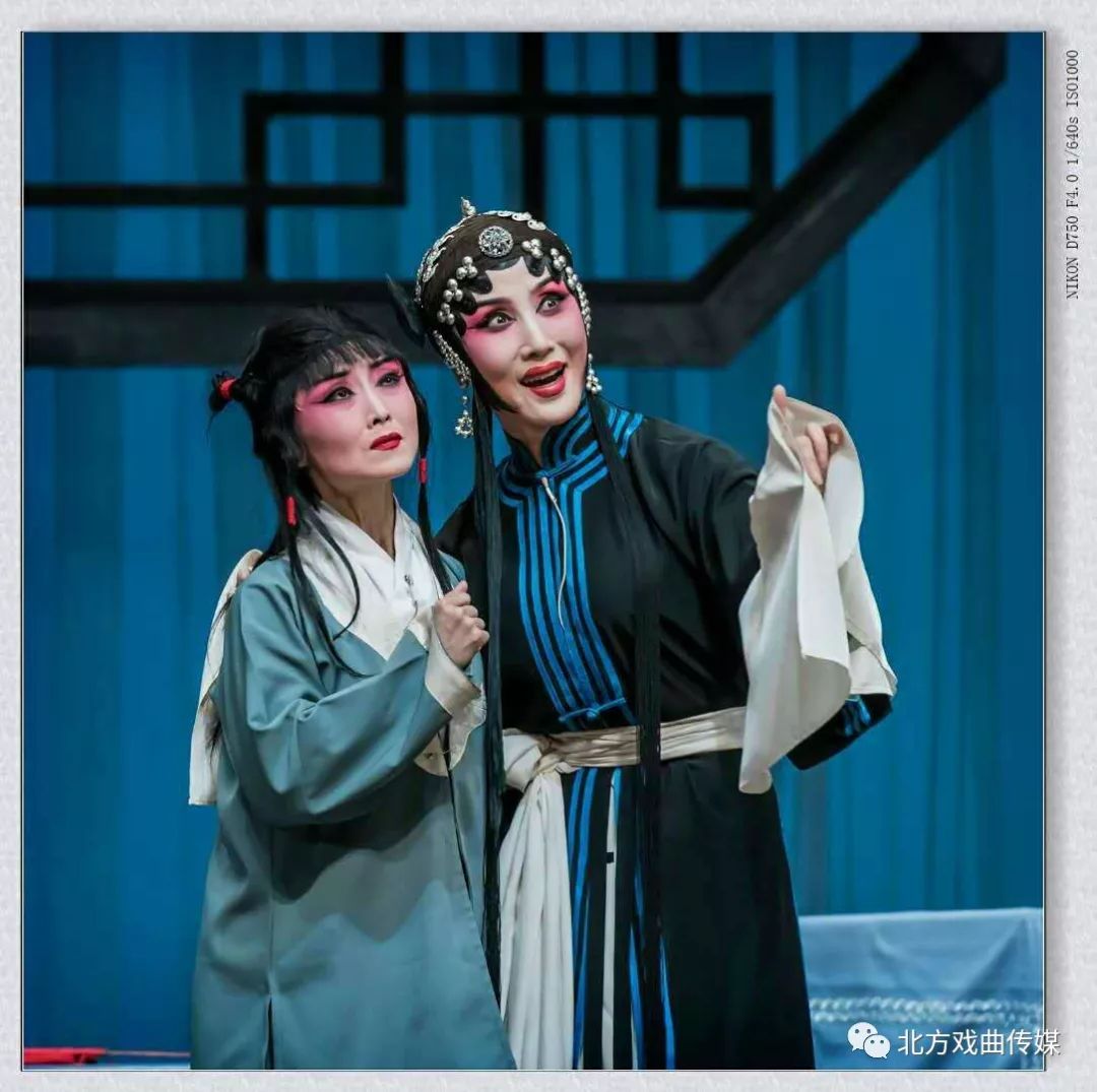 观众点播河北梆子双官诰杨丽萍