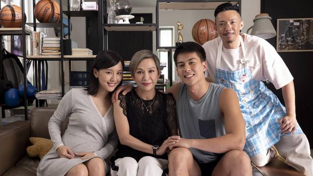 安安姐和阿聪大赞该片很现实很接地气,该片拍出了不少准父母的心声