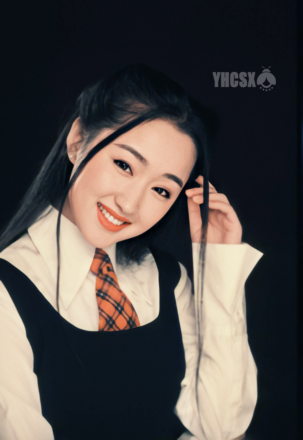 杨钰莹一组青涩旧照二十年前的背带裙情节多少人的初恋记忆