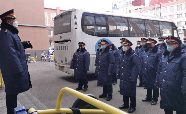 牡丹江客运段烟台车队抗击疫情勇当"逆行者"