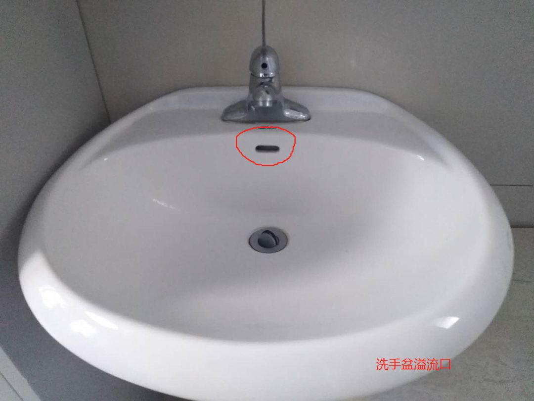 连接洗手盆排水栓与下水道承口的短管有金属波纹管,塑料波纹管,金属