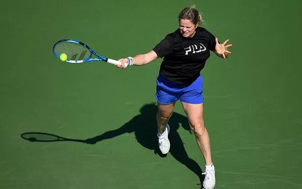 网球圈的朋友们应该都知道,克妈的外号是"母鸡",穆古鲁扎的外号是"