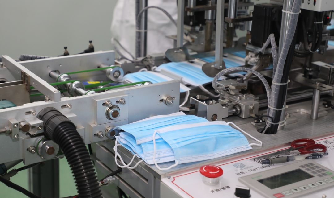 喜大普奔石景山一公司开始试生产口罩了