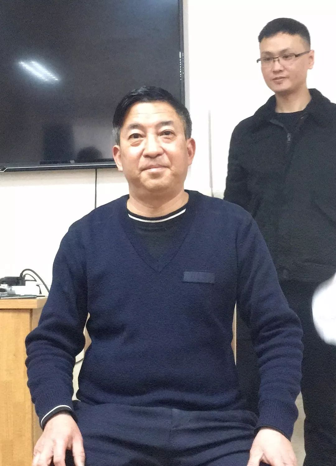 泸定抗疫一线那些被发型封印的颜值