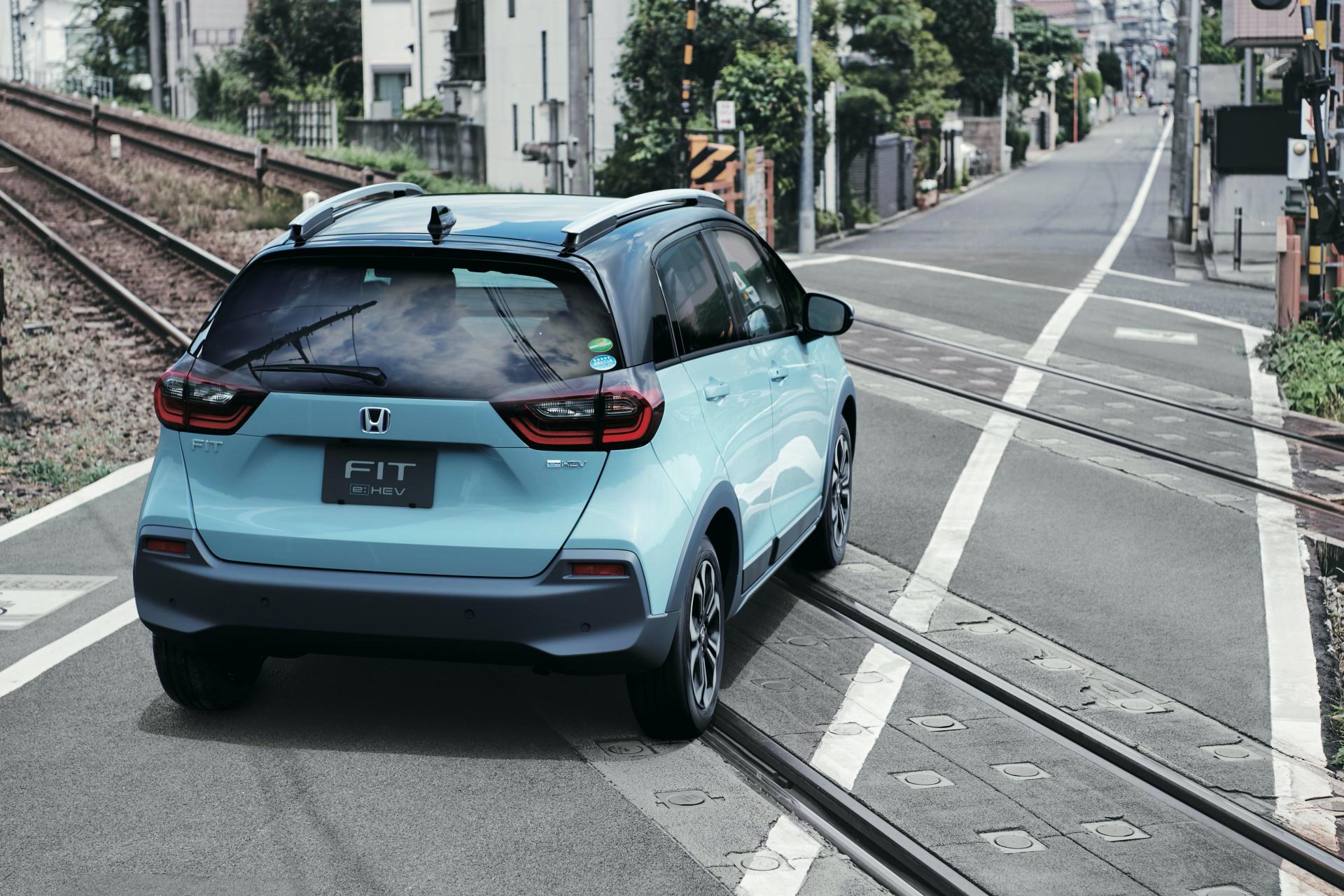 油耗感人全新一代本田飞度日本售约99万人民币起